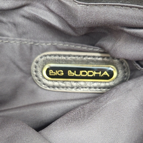 Chic Metallic Bronze Crossbody Bag with Tassel - Picture 2 of 16